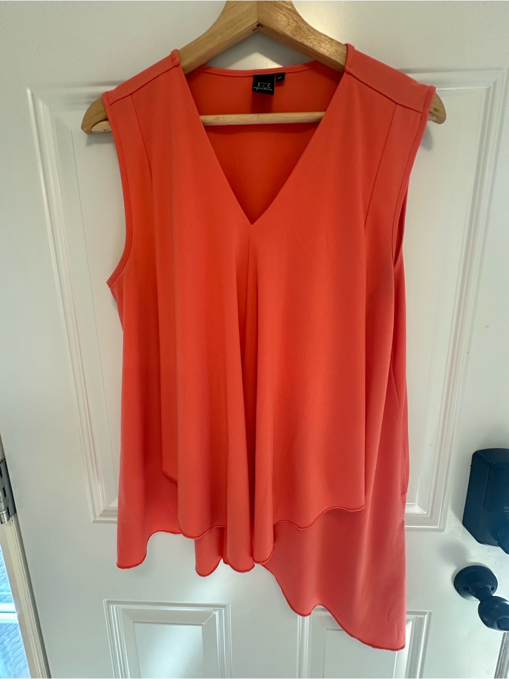 Coral V-Neck Sleeveless Flowy Camisole